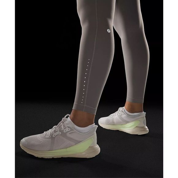 Lululemon Swift Speed High-Rise Tight 28"
Brushed Luxtreme - Picture 6 of 16